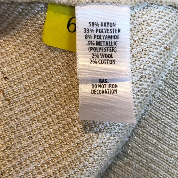 St. John Elegant Metallic Cardigan Jeweled Buttons - Picture 6 of 6